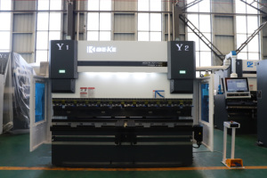 Prensa Plegadora WE67K 80T2500 con DA53TX para Máquina de Plegado Hidráulica CNC de Alta Calidad y Bajo Precio - Product Image 4
