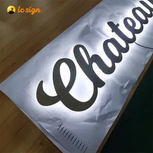 Publicidade personalizada Back Lighting metal Alfabeto loja projetos Carta ao ar livre Ouro Signage Design 3D LED negócios Sinal para Ret