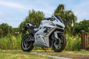 Motocicleta Eléctrica para Adultos 2026, 72V, Potencia del Motor <span class=keywords><strong>de</strong></span> 5000W o 10000W, 240KM <span class=keywords><strong>de</strong></span> Autonomía, Motocicleta <span class=keywords><strong>de</strong></span> Carreras <span class=keywords><strong>de</strong></span> Alta Velocidad - Product Image 5