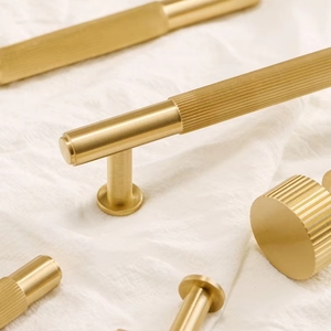 Maniglia in Ottone Massiccio, Stile <span class=keywords><strong>Vintage</strong></span> Mid-Century Modern per Armadi, Guardaroba e <span class=keywords><strong>Cassetti</strong></span> - Product Image 5