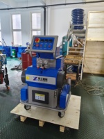 Machine de pulvérisation de mousse de polyuréthane haute performance à entraînement hydraulique, contrôle PLC Linux, système de chauffage complet, garantie 1 an, strictes exigences