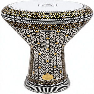 Gawharet El Fan 17.5" con incrustaciones geométricas de estrella dorada en aluminio para Darbuka Doumbek, percusión egipcia hecha a mano - Product Image 1