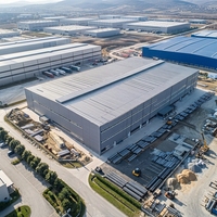 Atelier modulaire en acier construit avec des kits de construction PEB pour une production industrielle évolutive et une extension d'usine