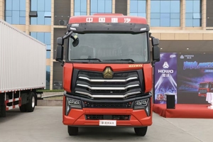 Camion benne Sinotruk HOWO MAX 490HP 8X4 9.6M AMT automatique, norme nationale VI, pour la logistique de charges lourdes sur longue distance - Product Image 2