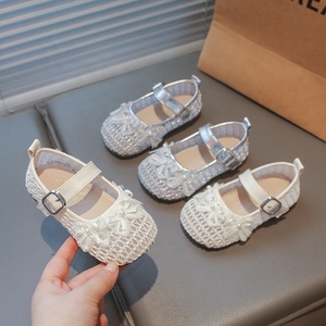 Chaussures Mary Jane pour filles, style coréen tendance, avec nœud et perles, faciles à assortir pour le quotidien, les fêtes et les sorties en extérieur - Product Image 1