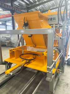 Machine de fabrication de briques entièrement automatique QTY4-18 à commande PLC intelligente pour la production de pavés en béton, prix usine - Product Image 5