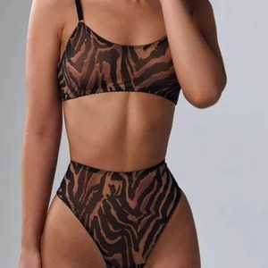 ZZYUP 7014AD set di biancheria intima da donna con motivo zebrato a forma di <span class=keywords><strong>zebra</strong></span> e 4 pezzi di Lingerie con seno grande per ragazze sexy - Product Image 1
