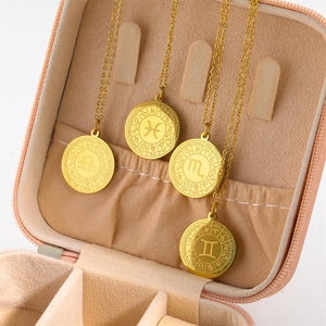 Collares de joyería de moda <span class=keywords><strong>Vintage</strong></span> titanio acero 12 runas del zodiaco moneda redonda colgante collar <span class=keywords><strong>Etsy</strong></span> encanto Collar para hombres - Product Image 1