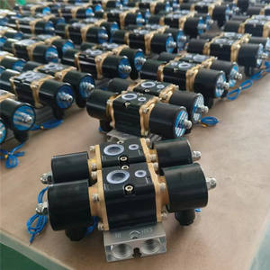 Ningbo Ali Suspensión neumática personalizada 1/<span class=keywords><strong>2</strong></span> "NPT <span class=keywords><strong>2</strong></span> 4 8 Doble colector 2W160-4F 2F 1F Válvulas de solenoide de rendimiento del motor de aire EMC - Product Image 5