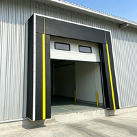 Joint d'étanchéité en PVC isolé pour porte de garage sectionnelle, idéal pour la logistique et la chaîne du froid