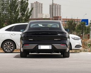 2025 für Geely Galaxy Xingyao8 New Energy Vehicle Mittelgroßes und großes Plug-In-Hybrid auto mit linker Lenkung - Product Image 4