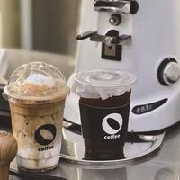 Gobelet en plastique PET avec logo personnalisé imprimé, pour café, boba tea, smoothie, couvercle durable, pratique pour un usage quotidien