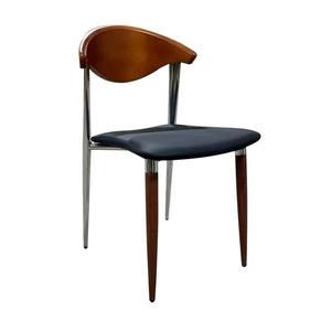 Chaise de salle à manger moderne en bois massif et métal, design doux, style nordique minimaliste haut de gamme, chaise durable pour usage commercial, extérieur, hôtel - Product Image 3