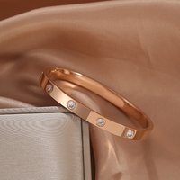 Vente en Gros Bijoux en Acier Inoxydable Plaqué Or 18 Carats Luxe Pulseiras Strass Cristal Pulseras Mujer Bracelets et Joncs pour Femme