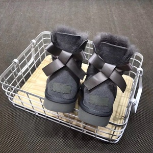 Botas de Invierno Clásicas para Mujer, Diseño Personalizado 2026, Alta Calidad, Casuales, para Interiores y Exteriores, de Satén y Gamuza, con Plantilla de Piel - Product Image 5
