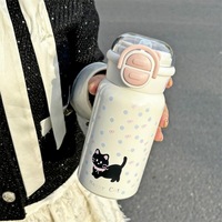 Gobelet en acier inoxydable 316 de grande capacité Bouteille d'eau mignonne et fraîche de style Instagram Petit chat noir Design Haut attrait esthétique
