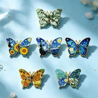 Nouvelle Arrivée : Broches et badges en émail souple personnalisés, motifs papillon, fleur et malacca, en alliage de zinc, pour chapeaux, vente en gros