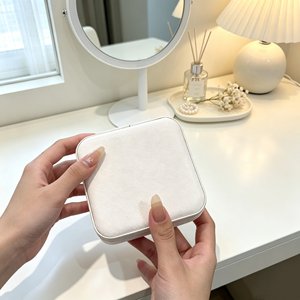 Boîte à bijoux pour femmes en cuir PU de luxe, étui de voyage portable avec fermeture à glissière pour organiser les bijoux - Product Image 2
