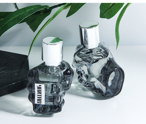 Nouveau design 30ml en forme de <span class=keywords><strong>poing</strong></span> hommes <span class=keywords><strong>parfum</strong></span> Det frais longue durée boisé <span class=keywords><strong>parfum</strong></span> hommes Cologne <span class=keywords><strong>parfum</strong></span> - Product Image 5