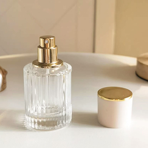 New Design Free Sample 30ml 50ml 100ml Clear Vertical Stripe Screw Spray <b>Atomizer</b> Oil <b>Perfume</b> Empty Bottle with Gold Cap - Product Image 3