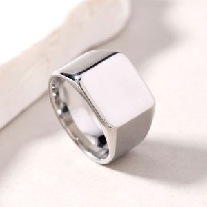 <span class=keywords><strong>Bague</strong></span> signet carrée large et <span class=keywords><strong>plate</strong></span> en acier inoxydable de 14 mm pour homme, <span class=keywords><strong>bague</strong></span> de doigt carrée personnalisée, bijoux de fête pour homme - Product Image 2