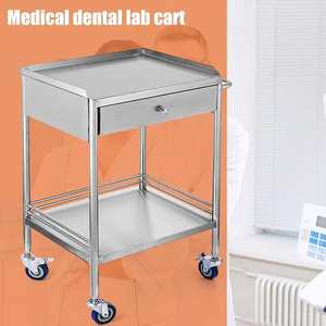 Chariot médical robuste à 2 niveaux, argenté, avec roulettes verrouillables et étagères réglables pour la manipulation en milieu hospitalier - Product Image 3