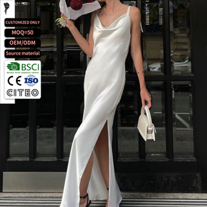 Robe élégante en satin blanc à fines bretelles avec fente haute, longueur ras du sol, pour soirée, robe d'été - Product Image 1