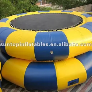 2022 Meest Professionele Opblaasbare Water Trampoline Met 0.9Mm Pvc Materialen