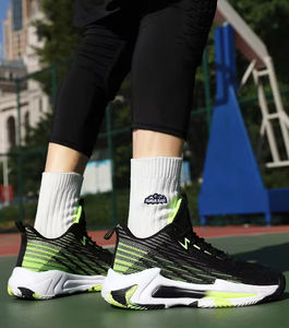 Chaussures de course tendance pour hommes, chaussures de skate légères à semelle épaisse, confortables pour l'amélioration de la posture corporelle - Product Image 4