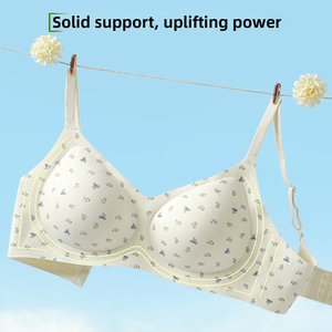 Ensemble soutien-gorge et <span class=keywords><strong>culotte</strong></span> sans fil à imprimé gingham doux 2026 pour femme, <span class=keywords><strong>en</strong></span> <span class=keywords><strong>coton</strong></span> doux, sans armatures, respirant, lingerie féminine, personnalisation OEM - Product Image 4