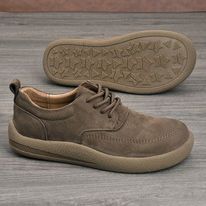 Chaussures de marche en cuir véritable pour hommes, bout rond, à lacets, semelle extérieure en caoutchouc confortable, doublure en peau de porc, couleur unie - Product Image 2