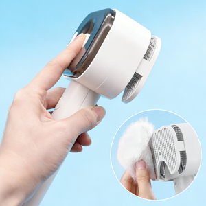 Prix d'usine – Brosse de toilettage vapeur 3-en-1 rechargeable en silicone pour le nettoyage des poils de chat et de chien - Product Image 4