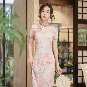 RNSHANGER Vintage Oversize Qipao Cheongsam traditionnel chinois pour femmes en satin imprimé floral Vestidos à fleurs dans le style chinois - Product Image 4