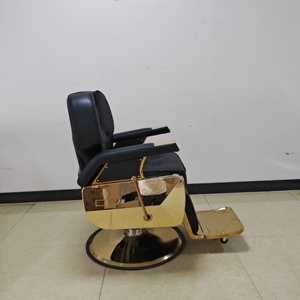 Sillón de Barbería Moderno de Lujo en Blanco, Hierro y Cuero, Muebles de Salón de Estilo Antiguo y Vintage para Barbería y Salón de Uñas - Product Image 4