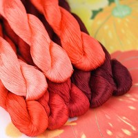 Couleur 41-50 fil de soie de mûrier naturel chinois fil à broder en soie à tricoter de haute qualité pour point