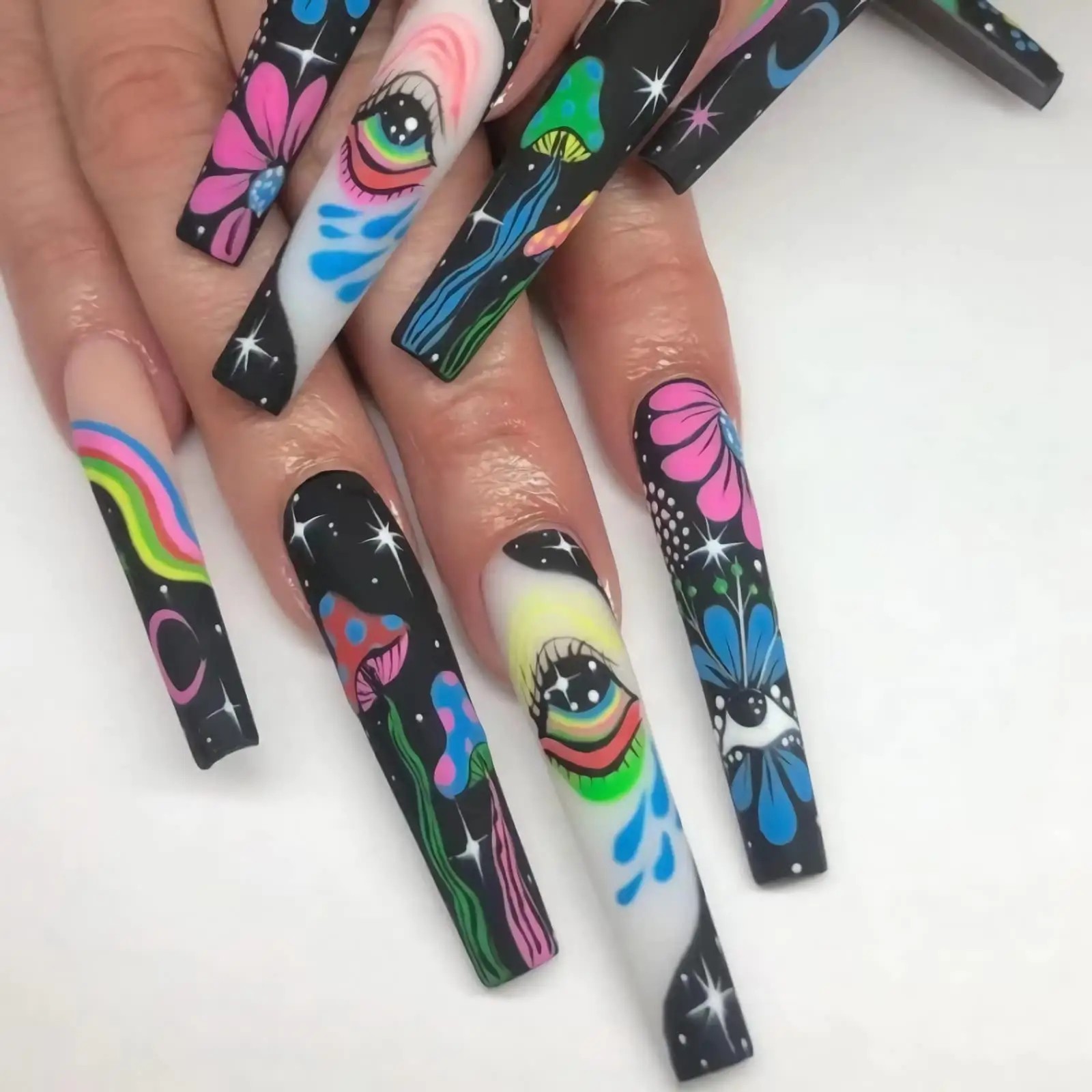 24Pcs Press on Nails Long Coffin Fake Nails Matte Eye Flower with Designs Acrylic Artificial Nail Art Decorations