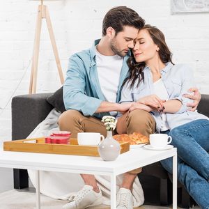 Bandeja de desayuno de bambú con asa Bandeja de madera para comer, almacenamiento de trabajo Para dormitorios Cocina Sala de estar Baño - Product Image 3