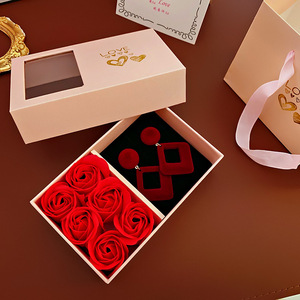 थोक संरक्षित गुलाब फूल उपहार बॉक्स गहने अंगूठी हार 6 अमर गुलाब बॉक्स वैलेंटाइन डे उपहार 2026 - Product Image 3