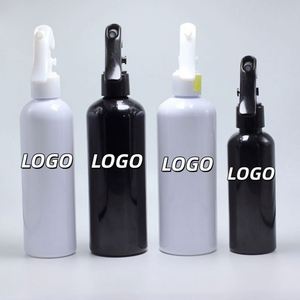 Bouteilles pulvérisatrices d'eau en plastique noir et blanc avec gâchette, brumisateurs fins 6oz 8oz 16oz, rechargeables, pour coiffure, usage domestique et outils de salon - Product Image 1