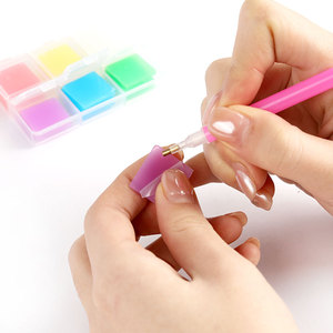 Lot de 30 peintures diamantées en <span class=keywords><strong>argile</strong></span> 6 couleurs, colle <span class=keywords><strong>à</strong></span> pois diamantés, cire avec organisateur, boîte de bricolage, 2x2cm carré - Product Image 6