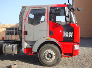 Camion de lutte contre l'incendie de nouvel état d'ISUZU avec le matériel en aluminium 2 portes de cabine de double porte changé en 4 portes - Product Image 3