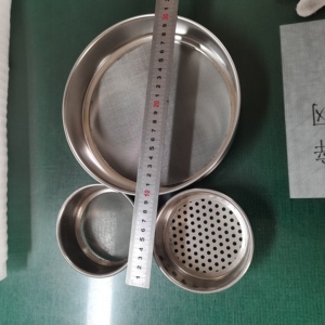 Tamis de test perforé en acier inoxydable 316L de qualité alimentaire 2 mm pour le traitement des aliments et pharmaceutique - Product Image 3