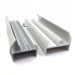 Joint d'étanchéité de bas de <span class=keywords><strong>porte</strong></span> OEM ODM, bande de protection pour bord de <span class=keywords><strong>porte</strong></span> de camion, service personnalisé, matériau PVC, étanche, garantie 5 ans - Product Image 2