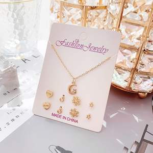 Ensemble de bijoux 5 pièces tendance pour femme, collier et boucles d'oreilles flocon de neige et fleur en cristal argenté, idéal pour fiançailles, mariage ou cadeau de fête - Product Image 3