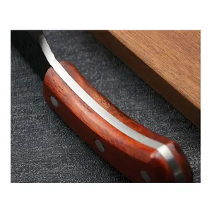 سكين متعدد الأغراض المهنية المزودة بمقبض من خشب الكمثرى والتي تشعر بالراحة عند قياسها وتُباع بسعر مغري وهي سكينة لصيد الأسماك في الهواء الطلق