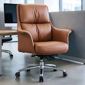 Silla Ejecutiva de Cuero Genuino: Comodidad Ergonómica, Ideal para Oficinas de Directores Ejecutivos y Salas de Juntas - Product Image 1