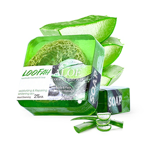 Savon artisanal à l'aloe vera et au loofah, exfoliant naturel, nettoyant doux, hydratant et réparateur, à base d'huiles végétales biologiques - Product Image 1