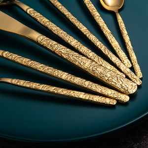 Banquet <span class=keywords><strong>de</strong></span> mariage <span class=keywords><strong>de</strong></span> luxe en acier inoxydable plaqué or couverts argenterie ensemble <span class=keywords><strong>de</strong></span> cuillère <span class=keywords><strong>et</strong></span> <span class=keywords><strong>fourchette</strong></span> - Product Image 2