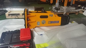 SB <b>Hydraulic</b> <b>Breaker</b> SB 10 Yellow Box Type for Mini Excavators and Skid Steer Loaders - Product Image 5
