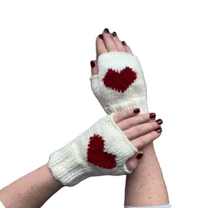 2023 новые дизайнерские вязаные красные перчатки с сердечками для женщин, уникальные перчатки без пальцев, модные вязаные теплые акриловые перчатки без пальцев